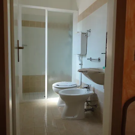 Letizia ベラーリア・イジェア・マリーナ