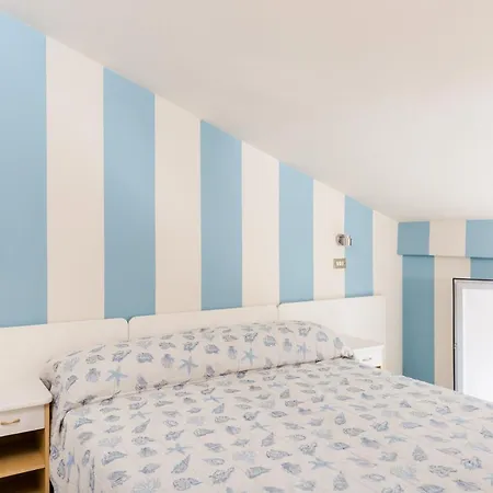 Hotel Letizia 3*