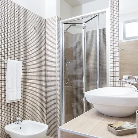 Отель Letizia Беллария-Иджеа-Марина